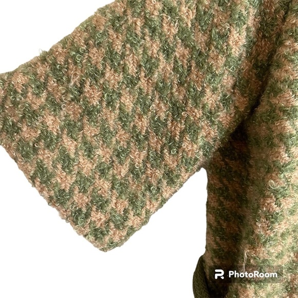 Vintage Solt of California Long
Houndstooth Print Coat - Picture 7 of 12